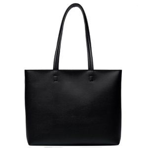 Black women's large capacity shoulder bag